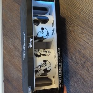 Disney Mickey and Minnie matching mugs